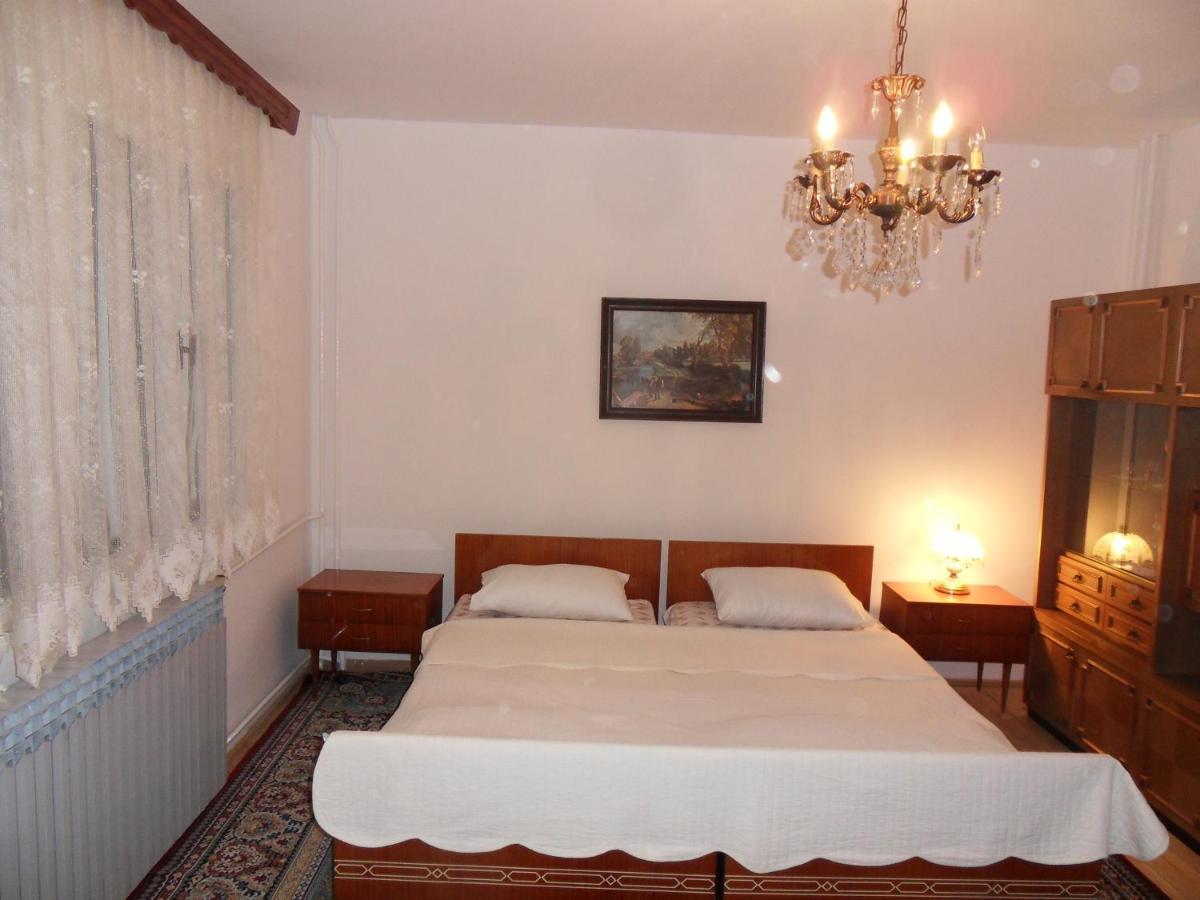 Accordeon Apartment Visoko Exterior foto